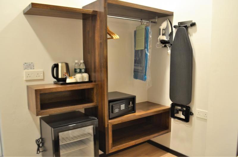 Serapi Hotel Kuching Ngoại thất bức ảnh