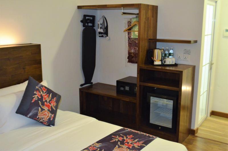 Serapi Hotel Kuching Ngoại thất bức ảnh